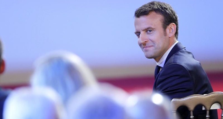 Emmanuel Macron est en Marche.