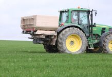 Face à la flambée du prix des engrais, l'Union européenne dégaine un plan de mesures pour aider les agriculteurs image p